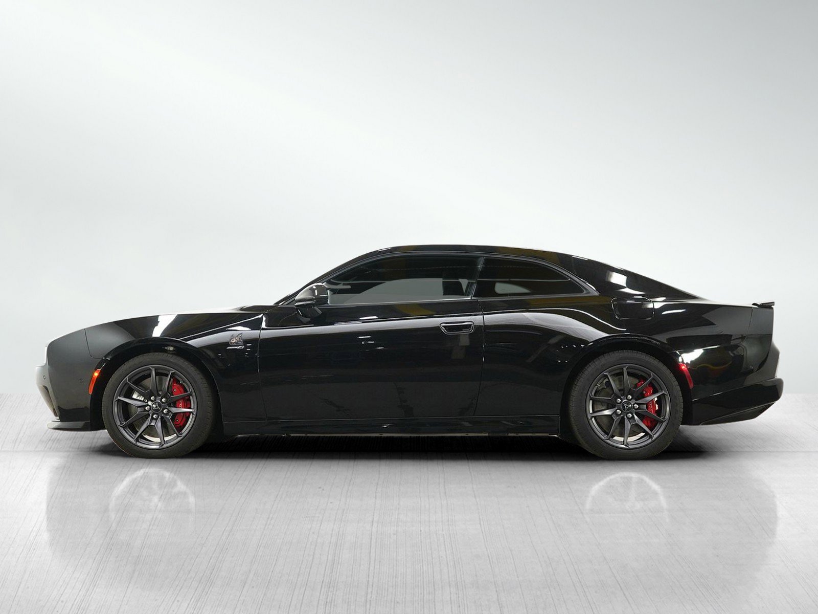 Used 2024 Dodge Charger Daytona Scat Pack w/ Plus Group AWD/4WD image 2