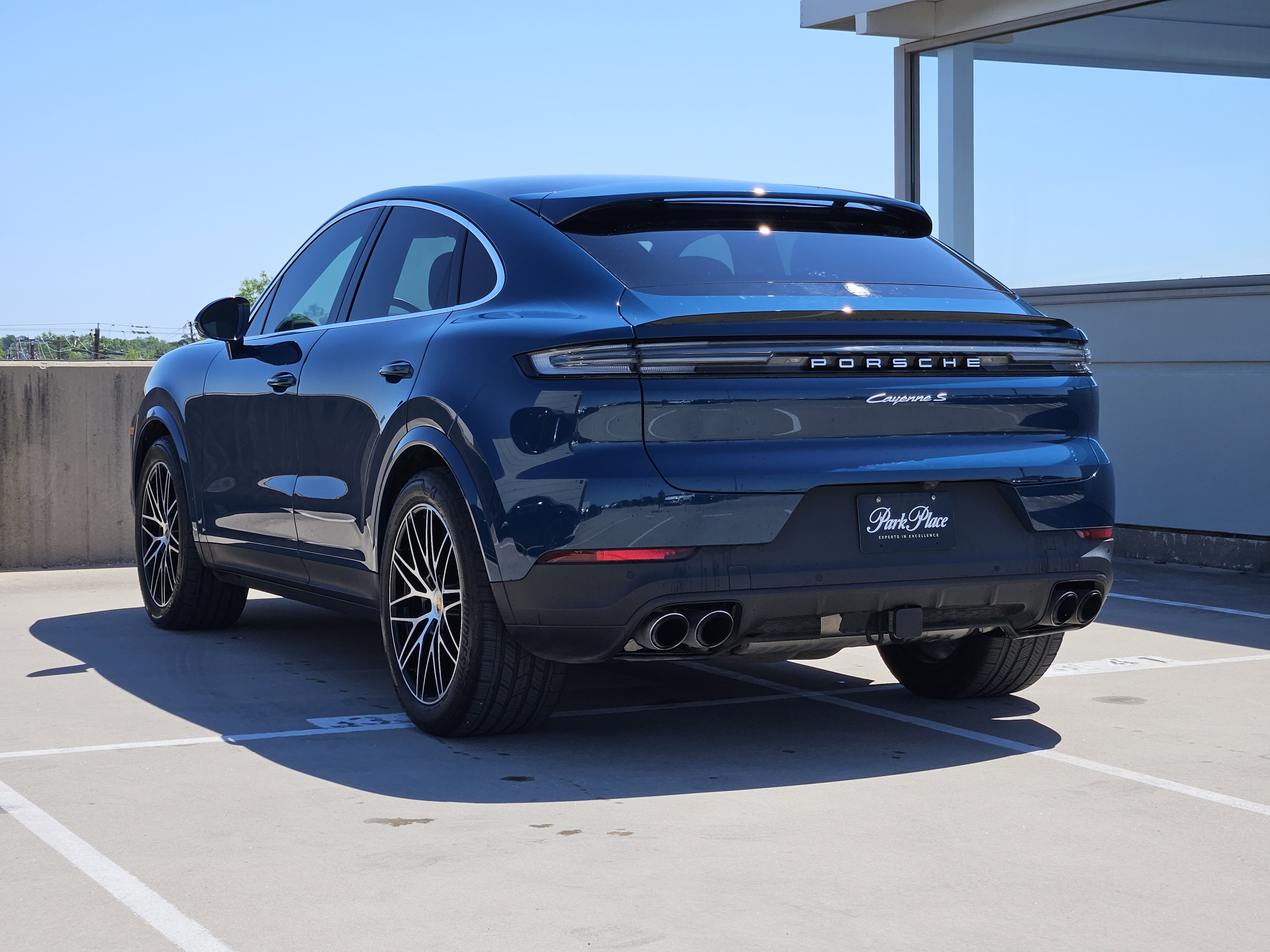 Certified 2024 Porsche Cayenne S AWD/4WD image 3
