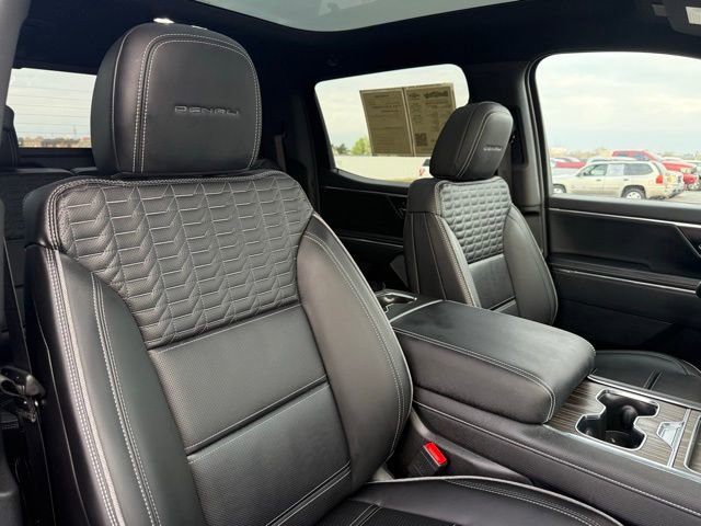 Used 2025 GMC Sierra EV Denali image 41
