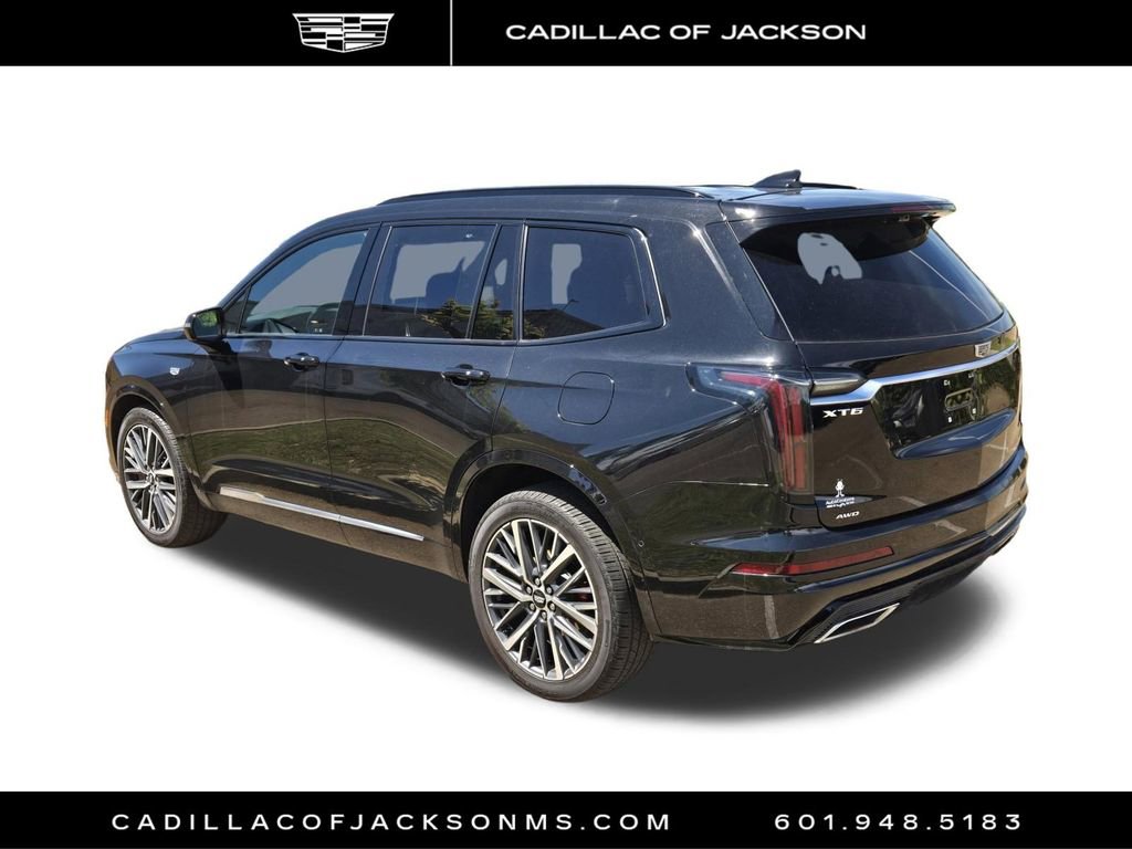 Used 2024 Cadillac XT6 Sport w/ Platinum Package image 5