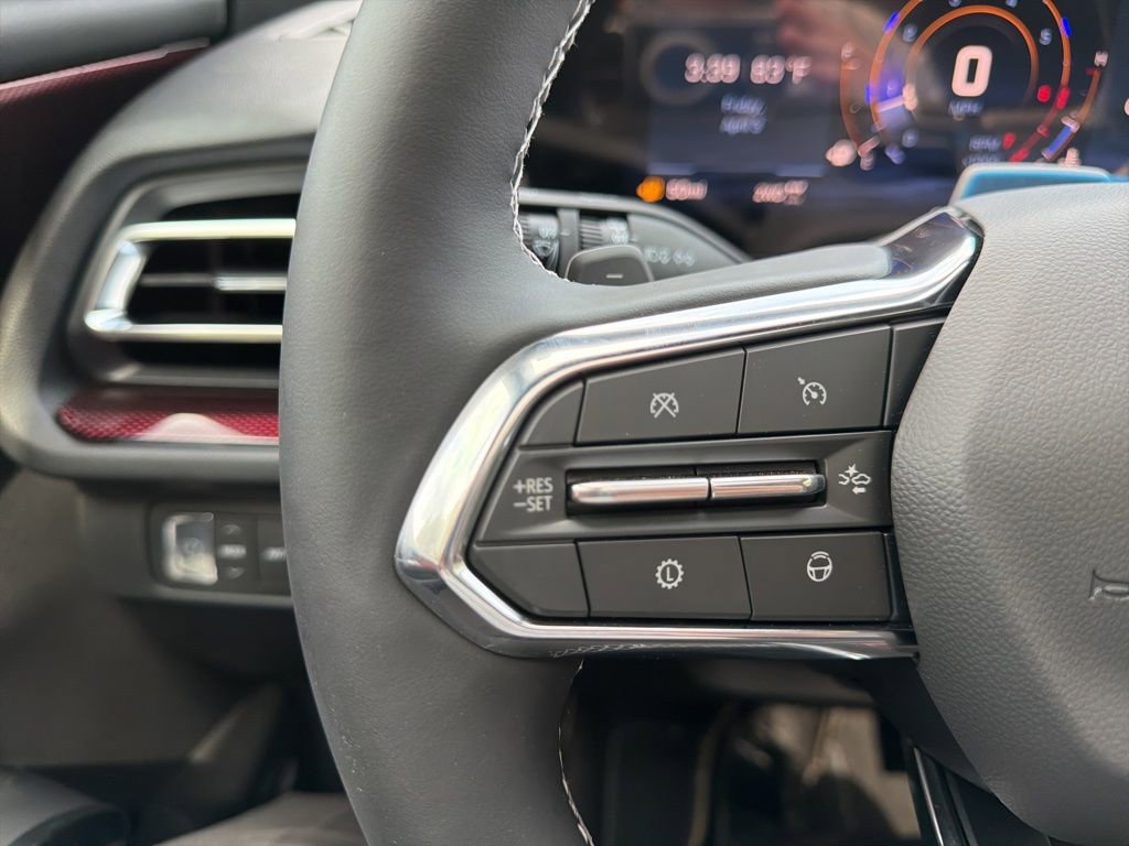 New 2026 Chevrolet Traverse Z71 w/ Enhanced Driving Package image 25