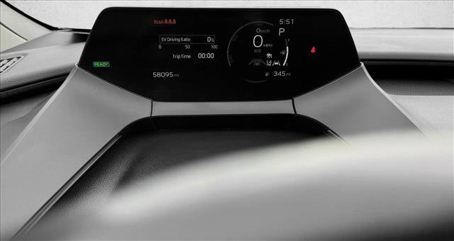 Used 2024 Toyota Prius LE image 12