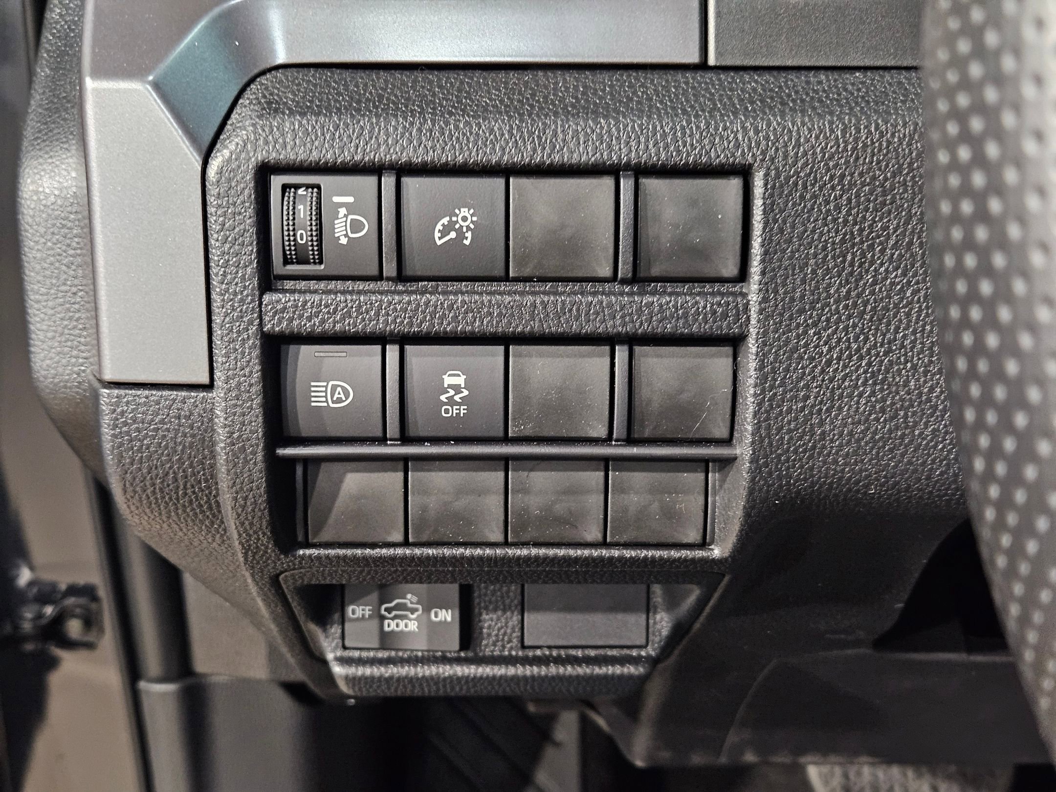 New 2026 Toyota Tacoma SR5 image 13