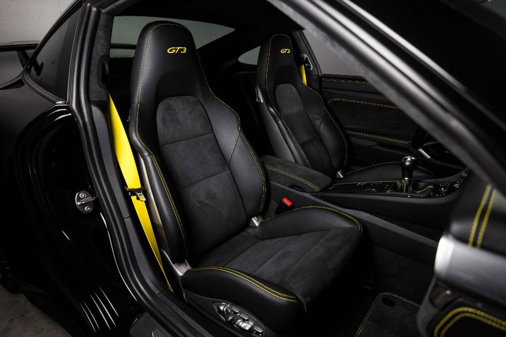 Used 2019 Porsche 911 GT3 RWD image 17