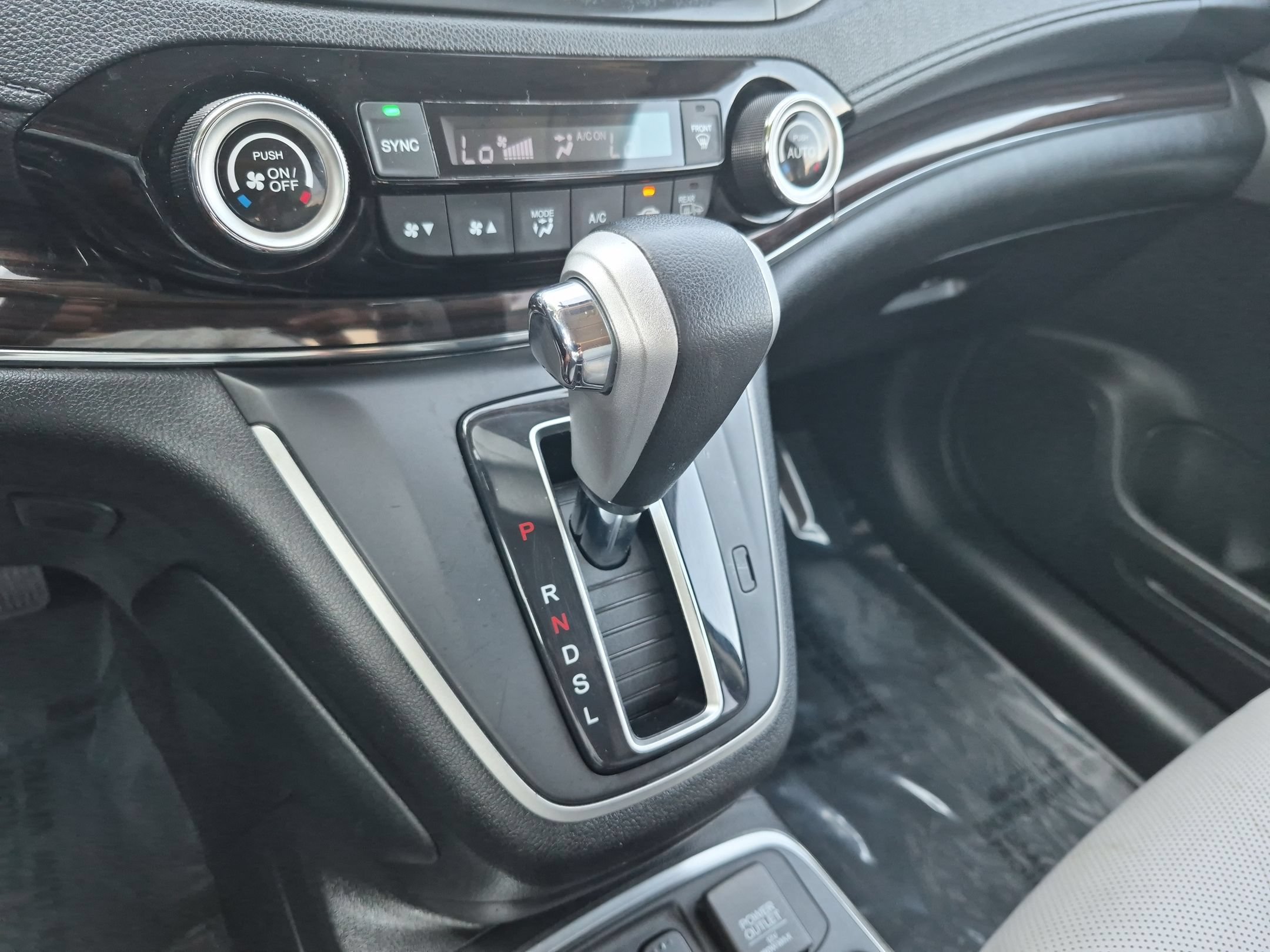 Used 2015 Honda CR-V EX-L image 22