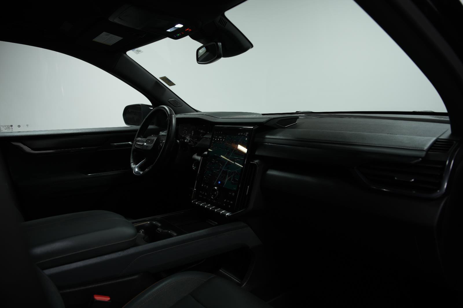 Used 2025 GMC Acadia AT4 image 21