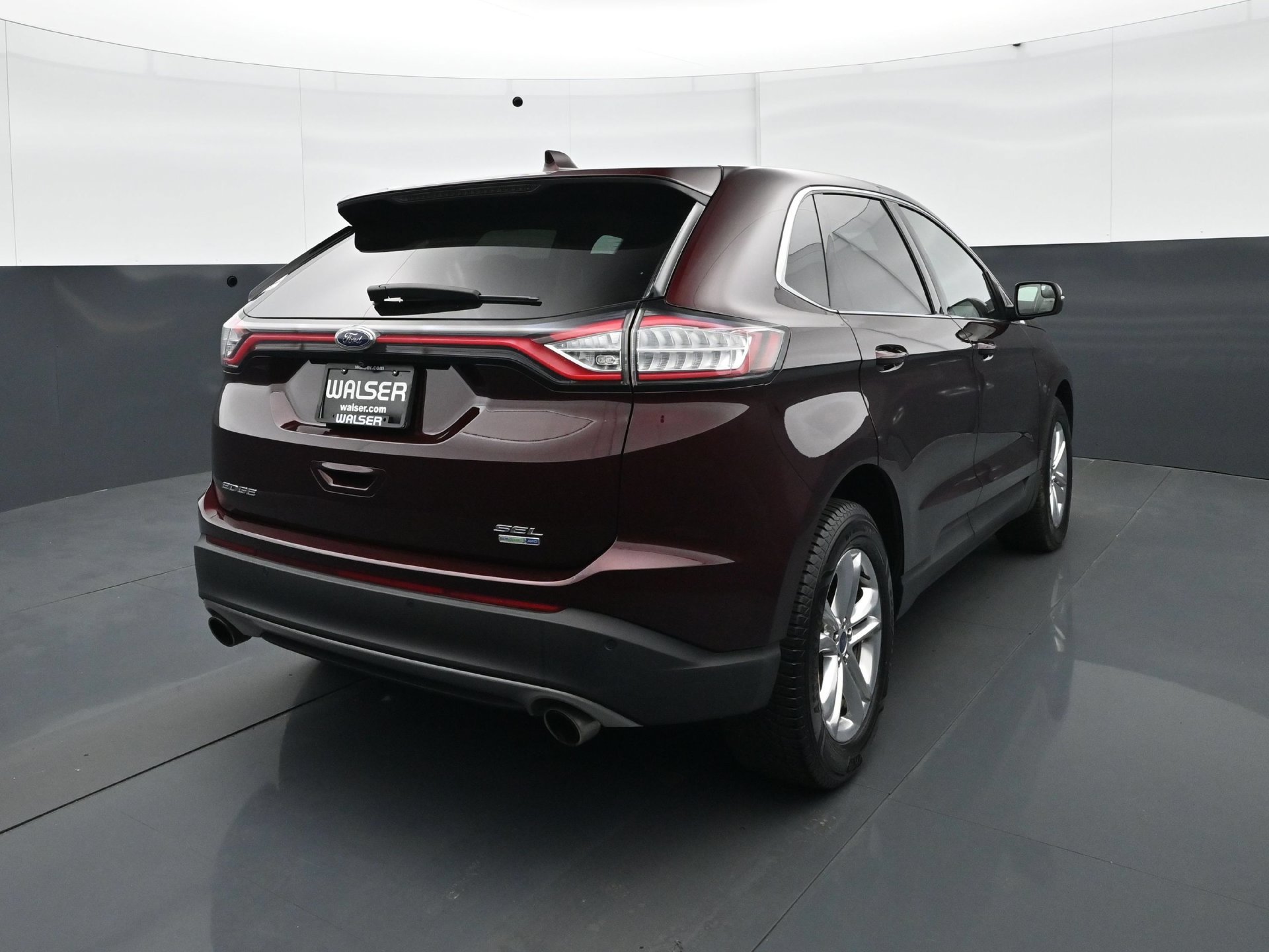 Used 2018 Ford Edge SEL w/ Equipment Group 201A AWD/4WD image 6
