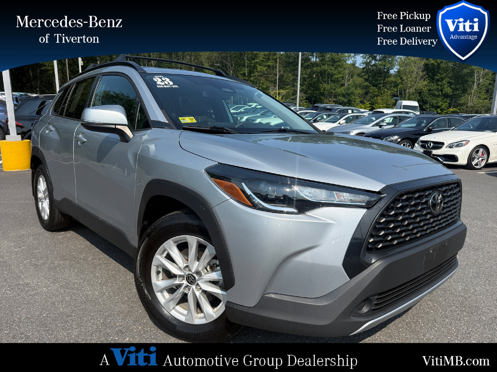 Used 2023 Toyota Corolla Cross LE w/ Moonroof Package AWD/4WD image 1