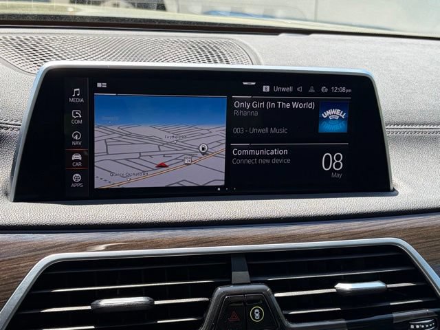 Used 2022 BMW 740i xDrive AWD/4WD image 21