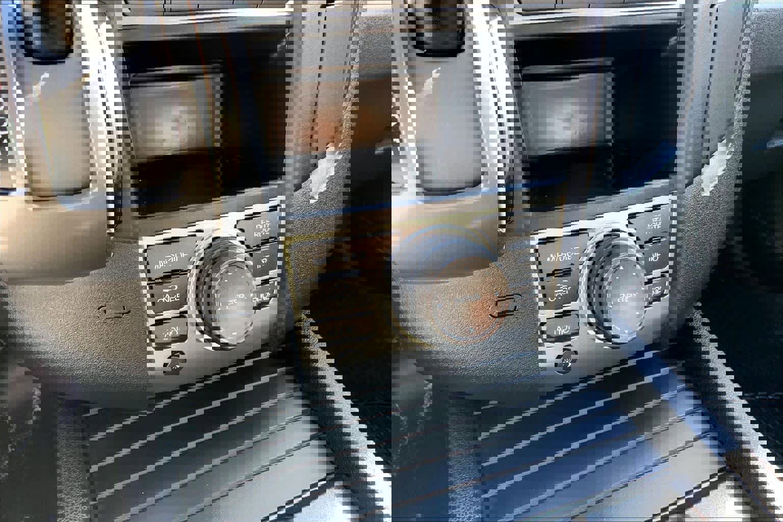 Used 2012 Honda Pilot Touring image 32