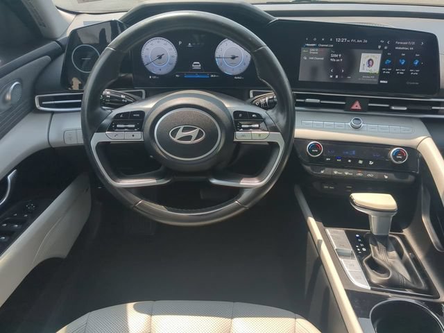 Used 2024 Hyundai Elantra Limited FWD image 14