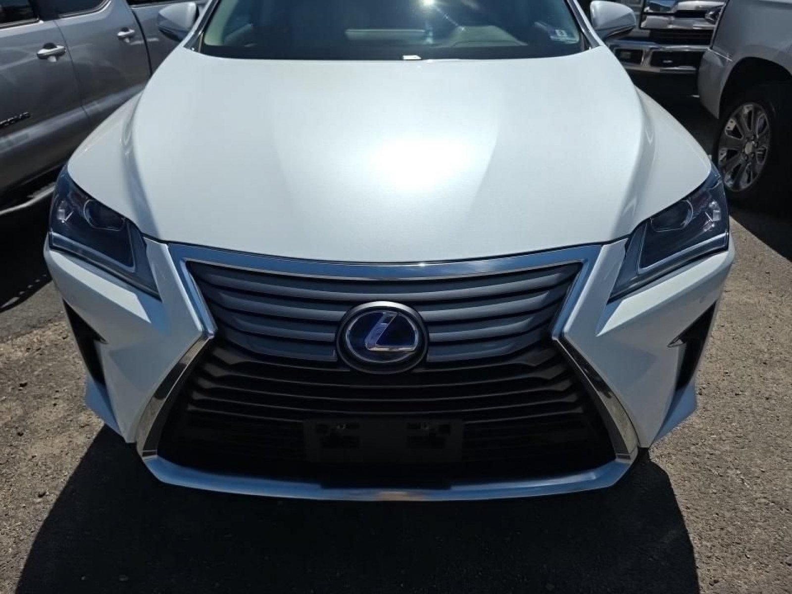 Used 2019 Lexus RX 450hL Premium w/ Premium Package AWD/4WD image 2
