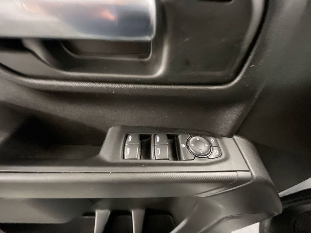 Used 2023 Chevrolet Silverado 1500 Custom image 22