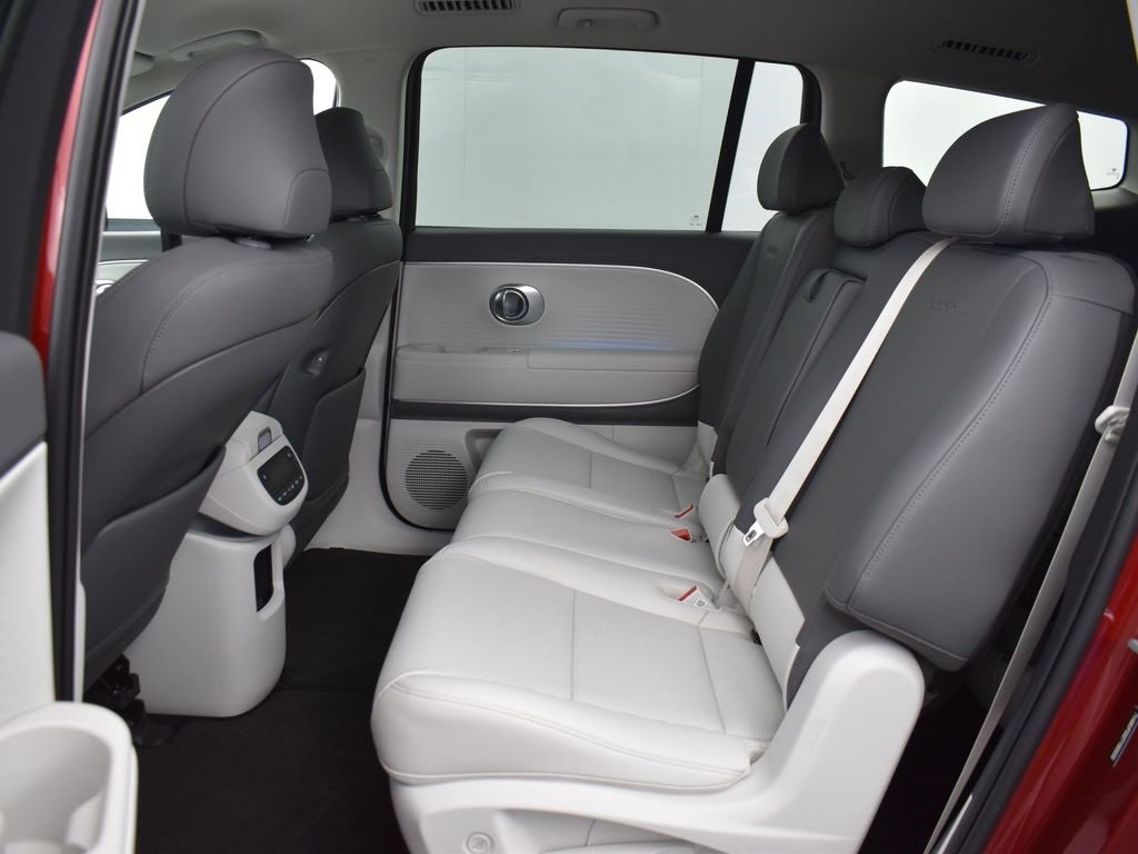 New 2026 Hyundai Ioniq 9 SEL image 14