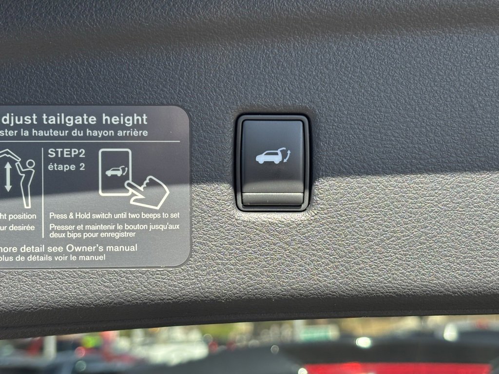 Used 2022 INFINITI QX50 Luxe image 28