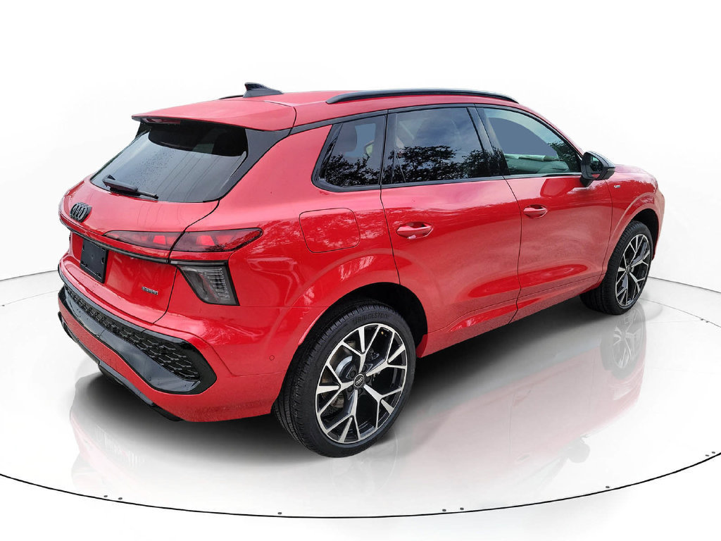 New 2026 Audi Q3 quattro 2.0T AWD/4WD image 4