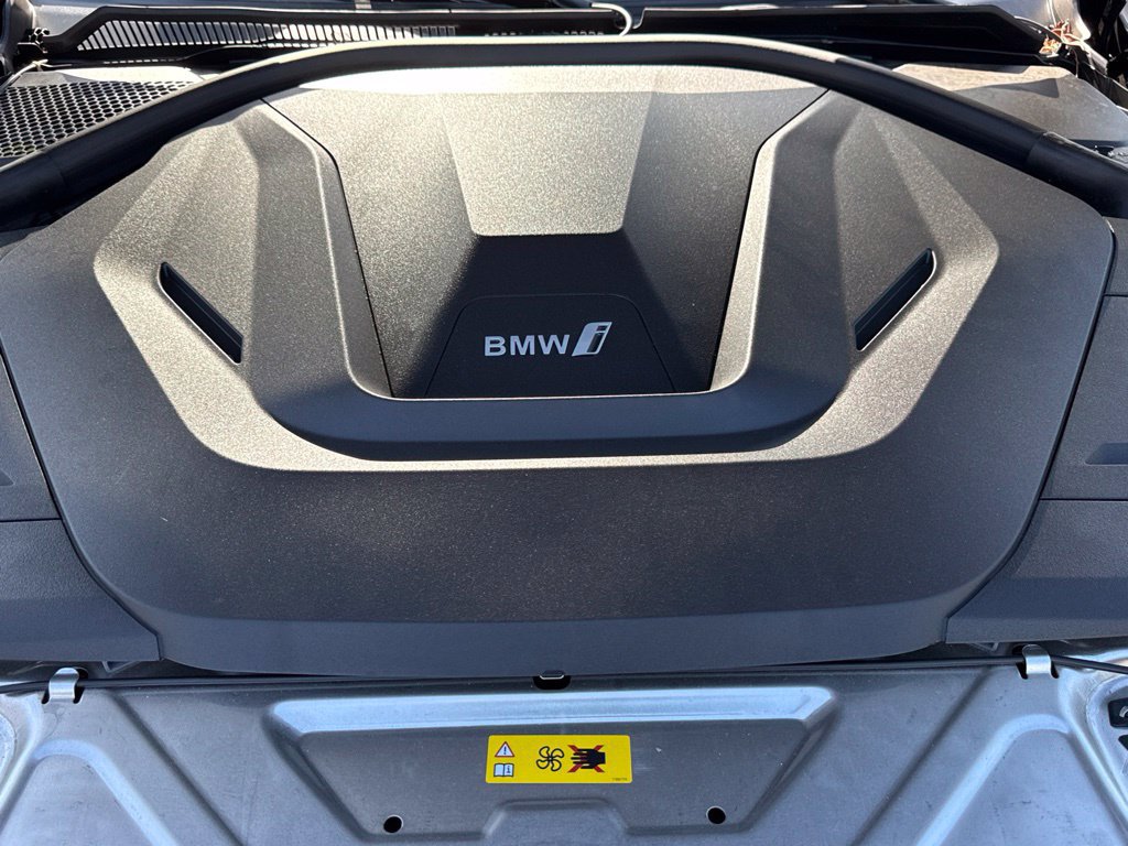 Used 2026 BMW i4 eDrive40 w/ Premium Package RWD image 32