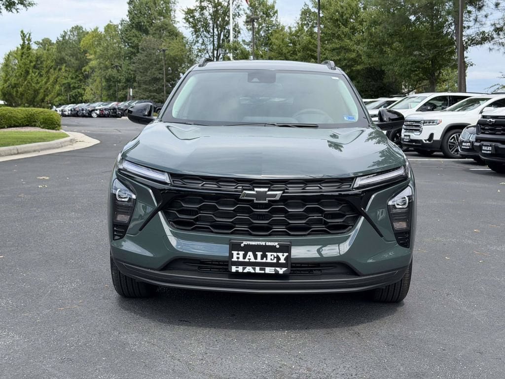 New 2026 Chevrolet Trax LT w/ Driver Confidence Package FWD image 24