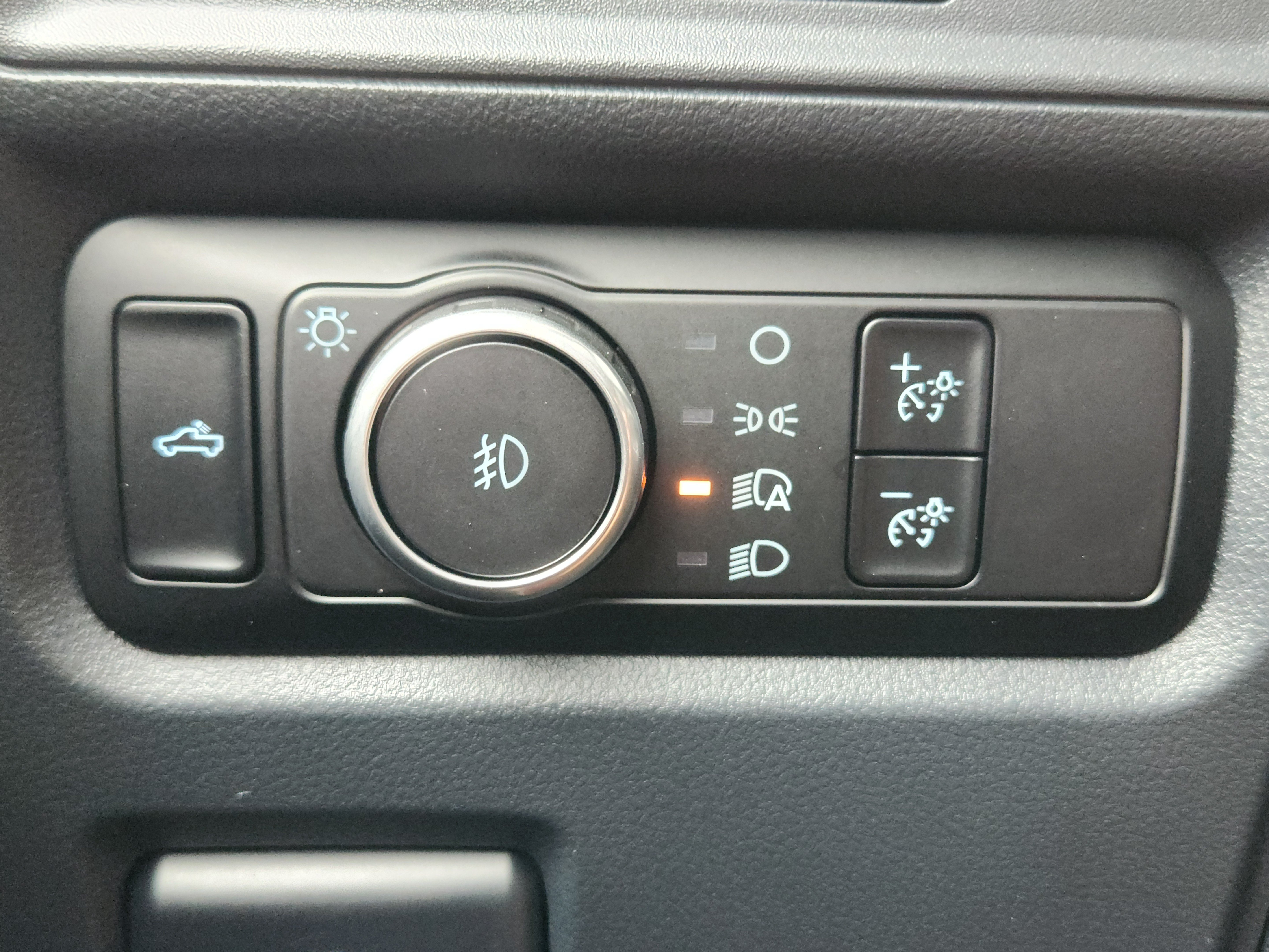 Used 2025 Ford F150 STX w/ Equipment Group 200A AWD/4WD image 16