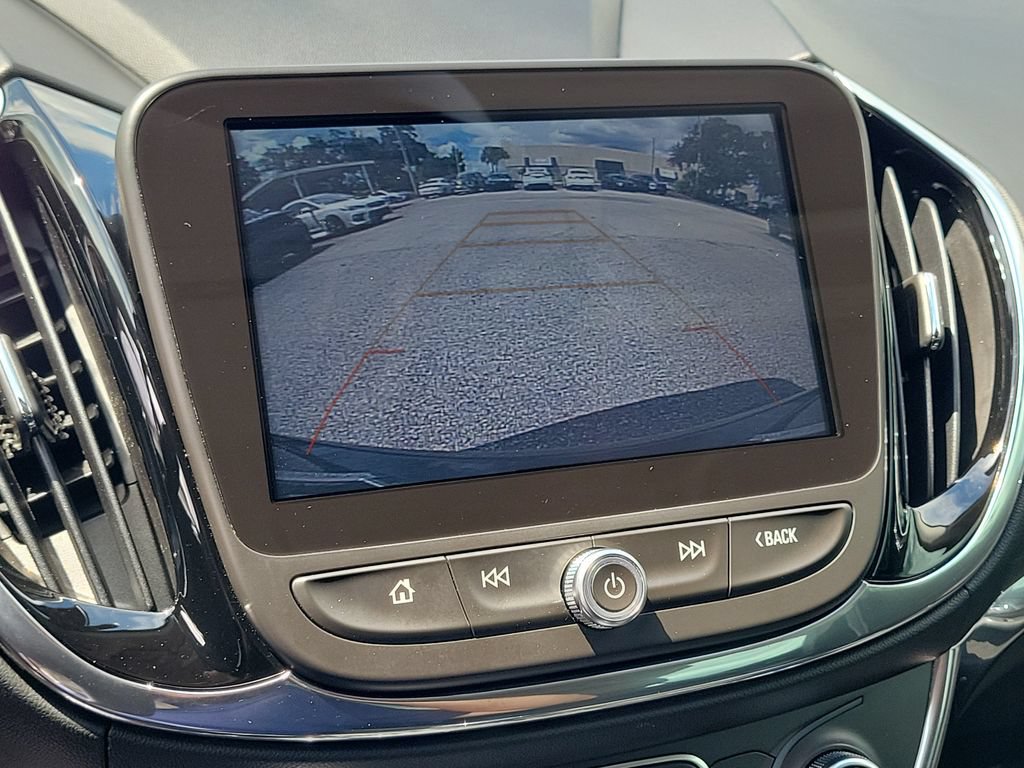 Used 2018 Chevrolet Volt Premier w/ Driver Confidence Package FWD image 21