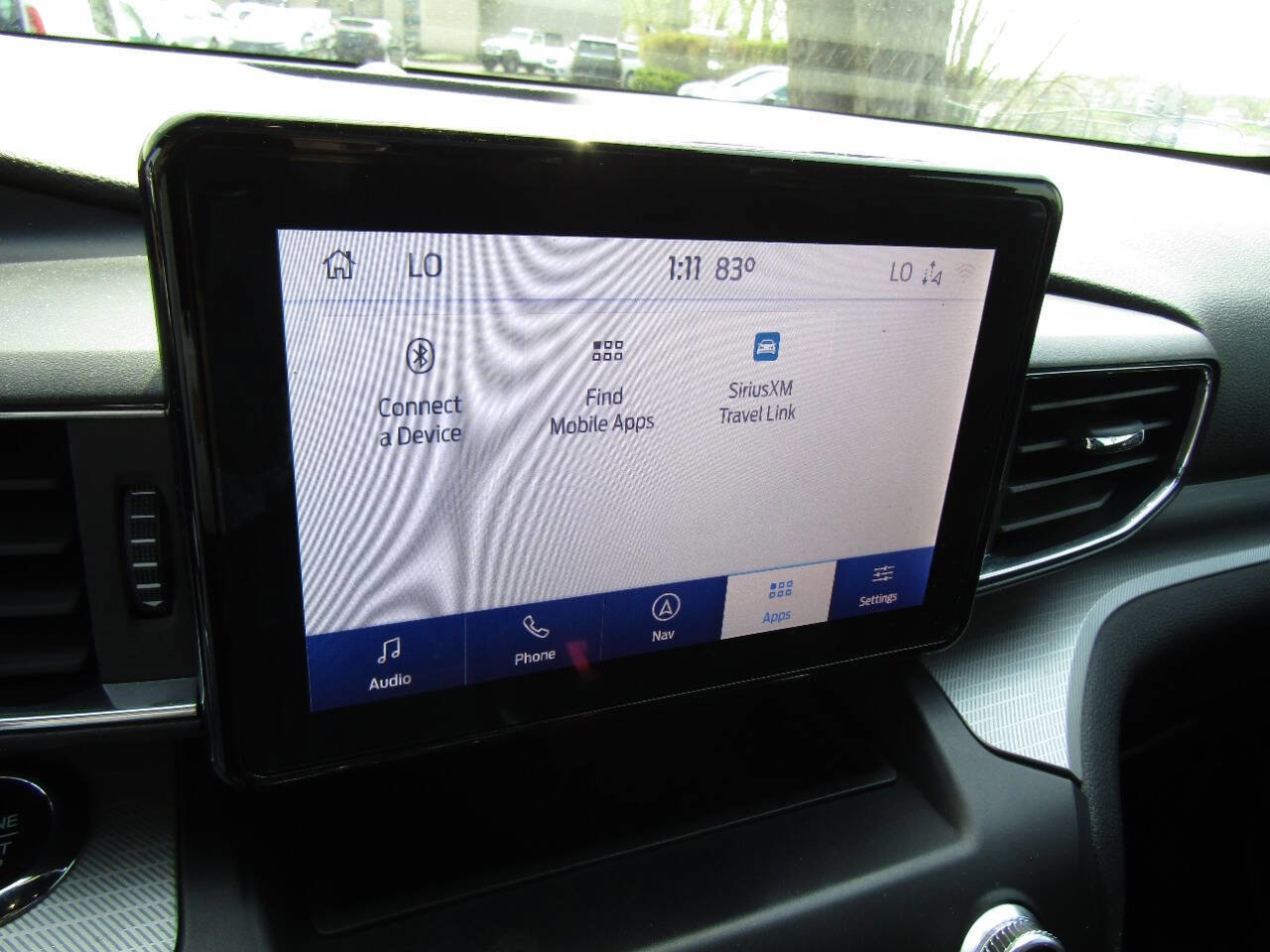 Used 2020 Ford Explorer XLT w/ Equipment Group 202A AWD/4WD image 17