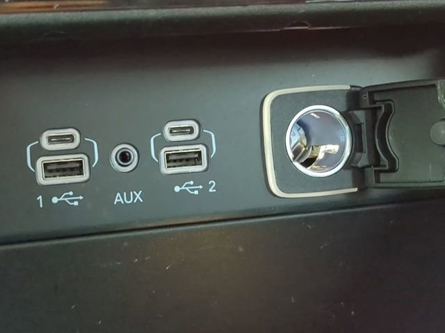 Used 2024 Jeep Grand Cherokee Limited 4xe image 29