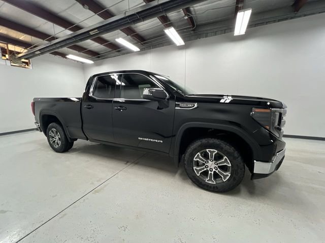 New 2026 GMC Sierra 1500 SLE image 9