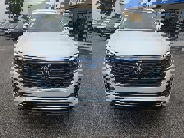 New 2026 Volkswagen Atlas SEL Premium R-Line image 2