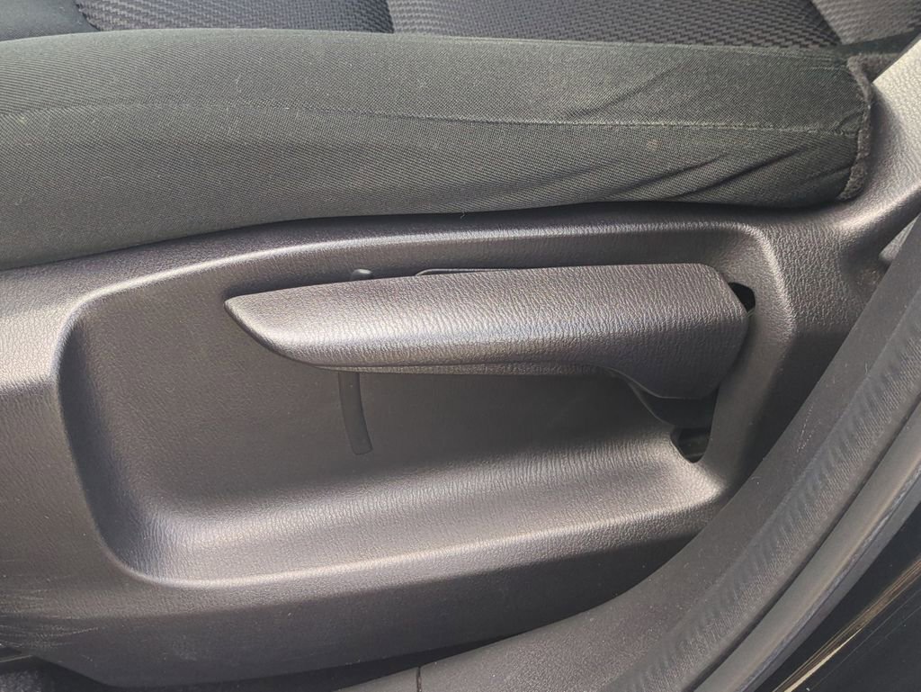 Used 2020 MAZDA CX-5 Sport FWD image 21