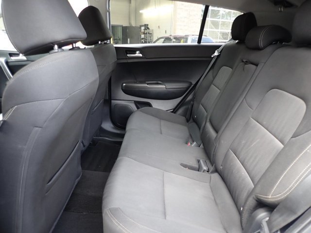 Used 2022 Kia Sportage LX AWD/4WD image 8