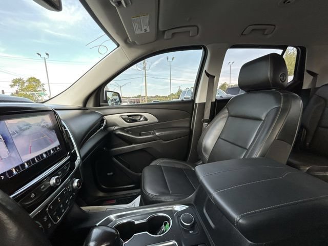 Used 2021 Chevrolet Traverse LT w/ LT Premium Package AWD/4WD image 50
