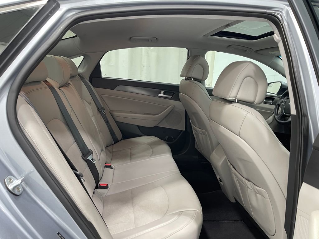Used 2017 Hyundai Sonata Sport w/ Value Edition Package 02 image 30