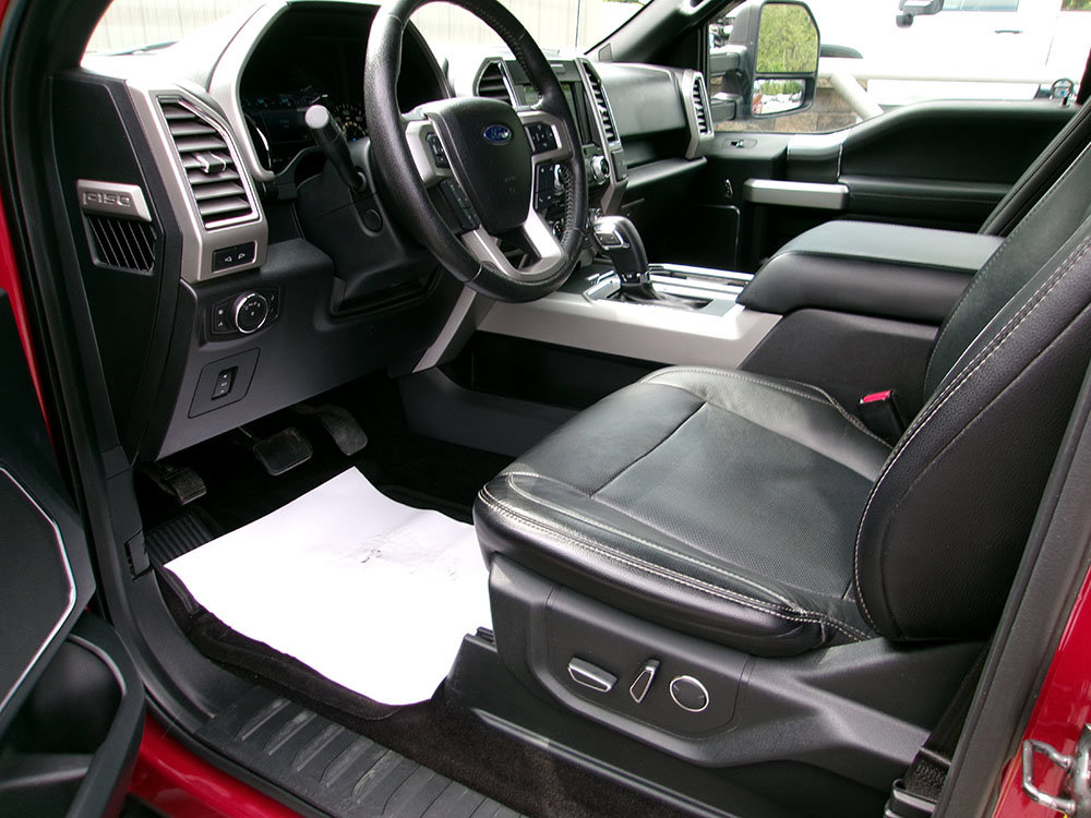 Used 2016 Ford F150 Lariat w/ Equipment Group 502A Luxury AWD/4WD image 18