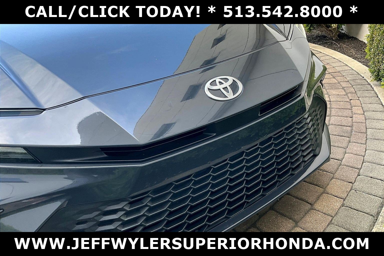 Used 2025 Toyota Camry SE FWD image 31