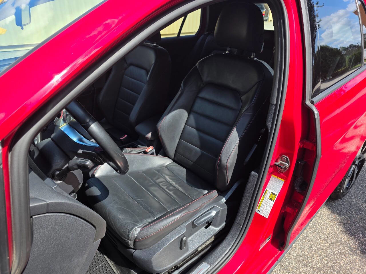 Used 2015 Volkswagen GTI SE w/ Lighting Package (SEL) FWD image 13