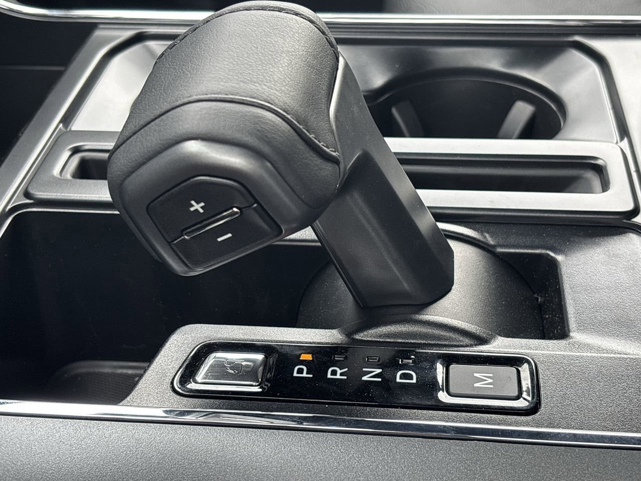 New 2025 Ford F150 XLT w/ Equipment Group 302A MID image 29