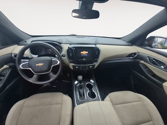 Used 2022 Chevrolet Traverse LS FWD image 10
