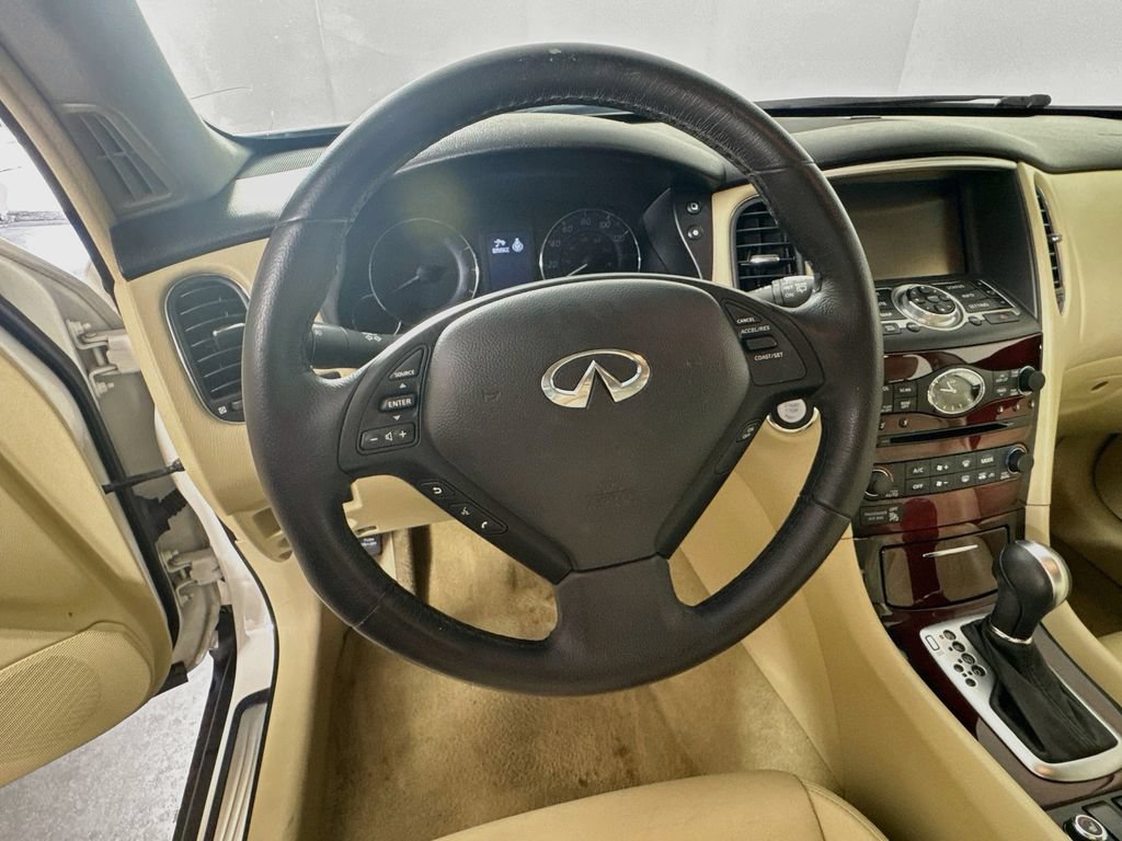 Used 2017 INFINITI QX50 2WD w/ Premium Plus Package image 11