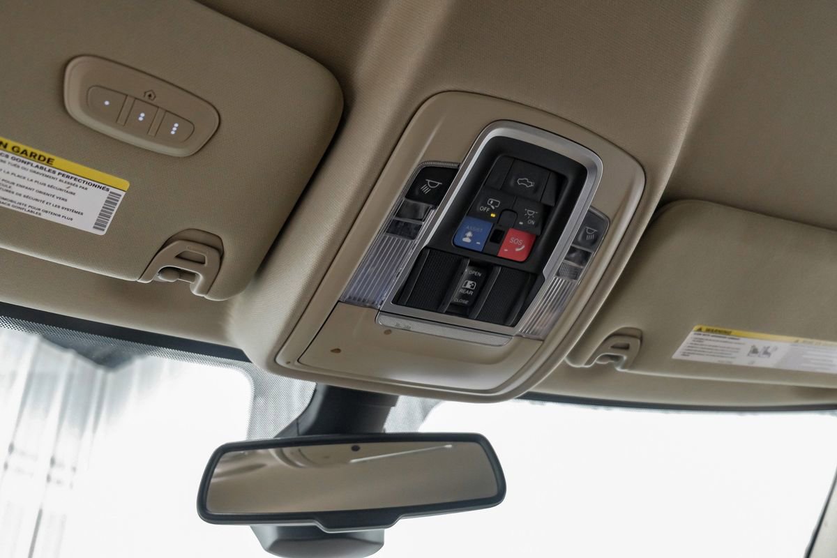 Used 2022 RAM 3500 Limited image 22