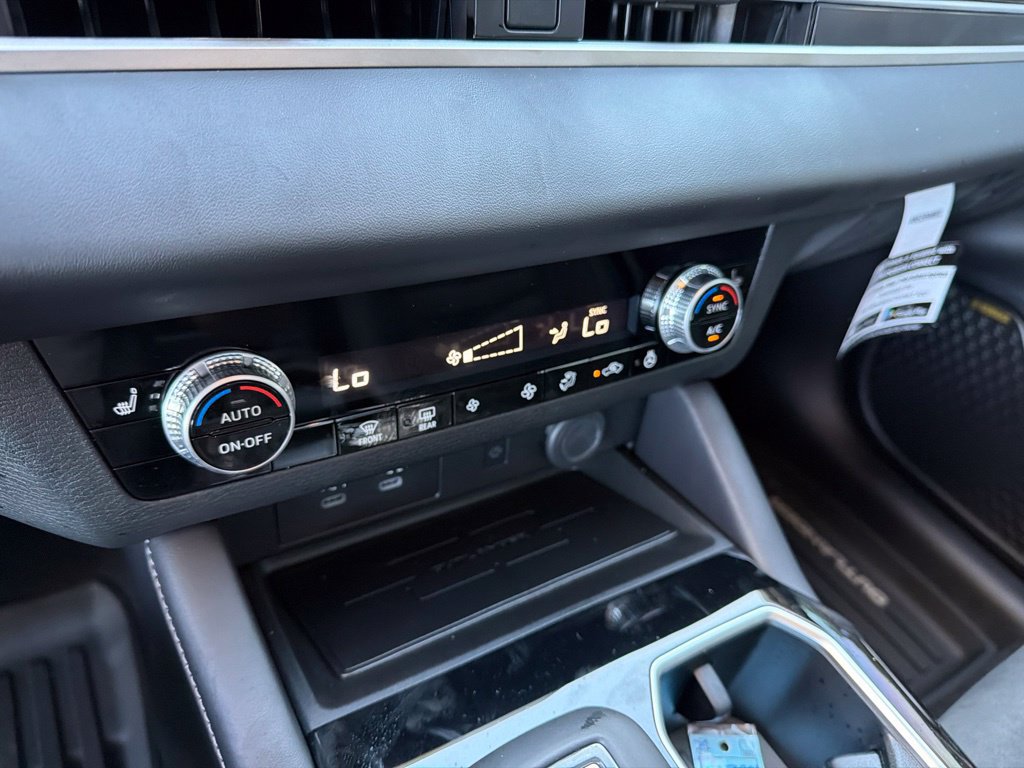 New 2026 Mitsubishi Outlander SE FWD image 41