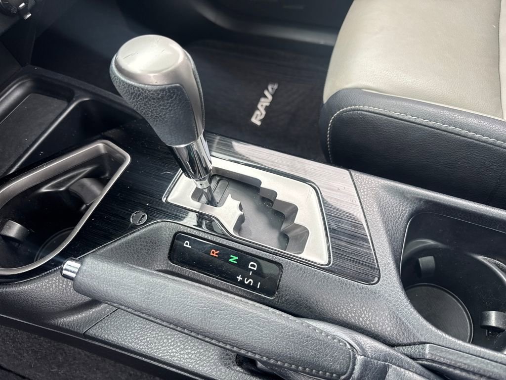Used 2018 Toyota RAV4 Limited image 22