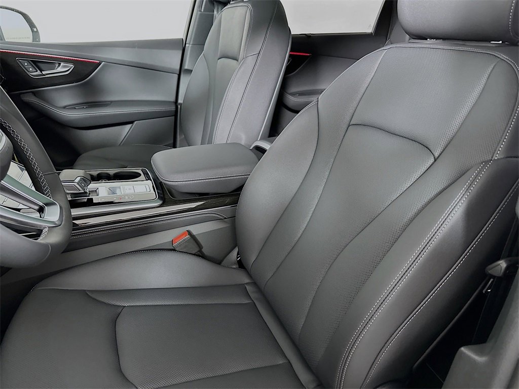 New 2025 Audi Q7 3.0T Premium Plus image 8