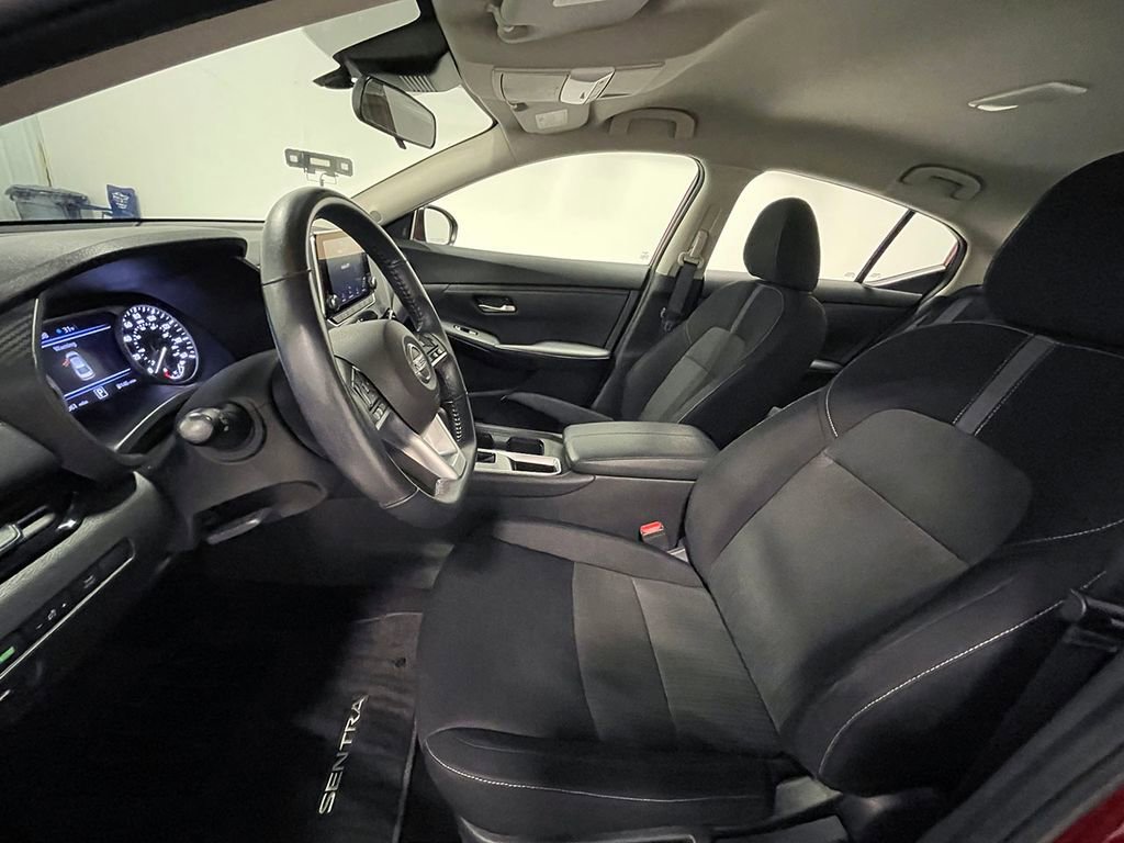 Used 2021 Nissan Sentra SV image 23