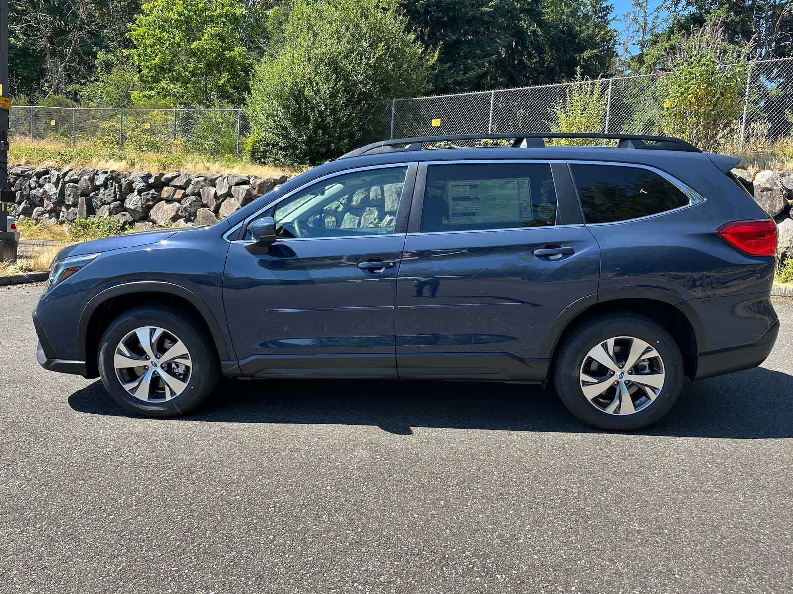 Certified 2025 Subaru Ascent Premium AWD/4WD image 3