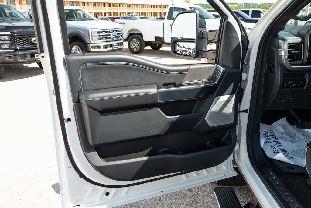 Used 2025 Ford F350 Platinum image 12