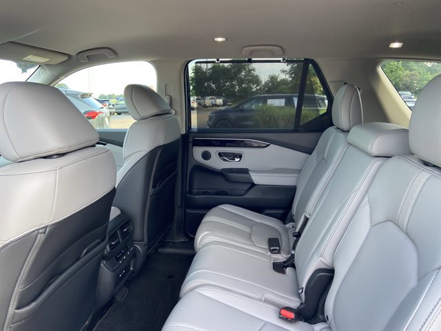 Used 2024 Honda Pilot EX-L image 17