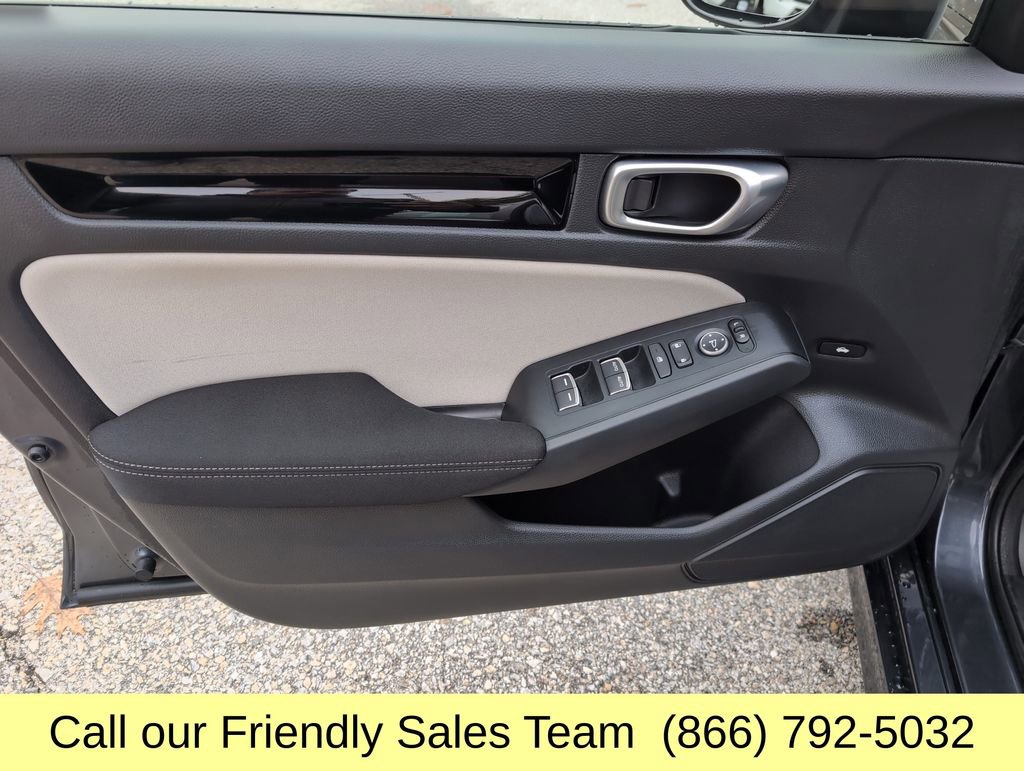Used 2023 Honda Civic EX image 12