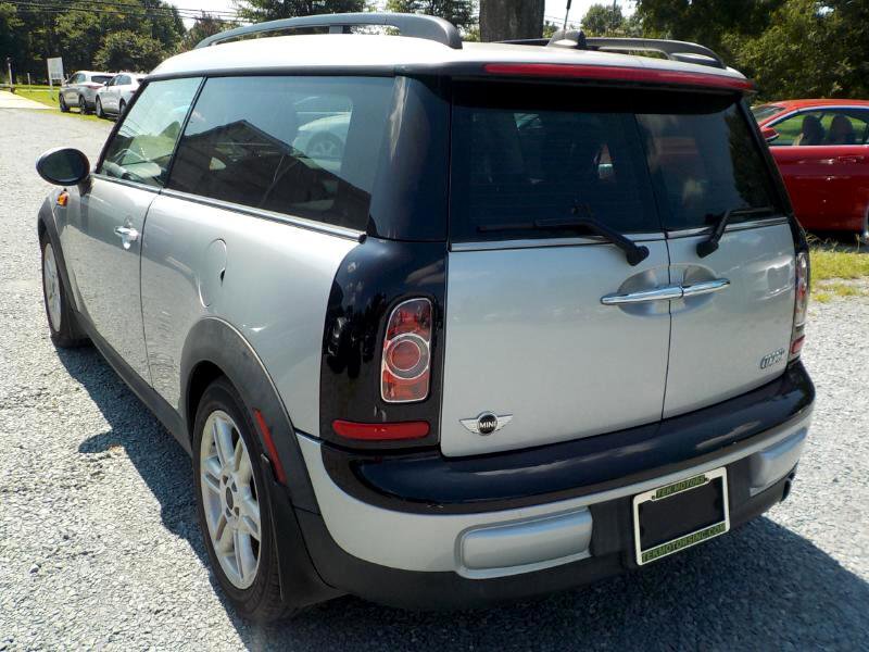 Used 2011 MINI Cooper Clubman w/ Premium Pkg image 3