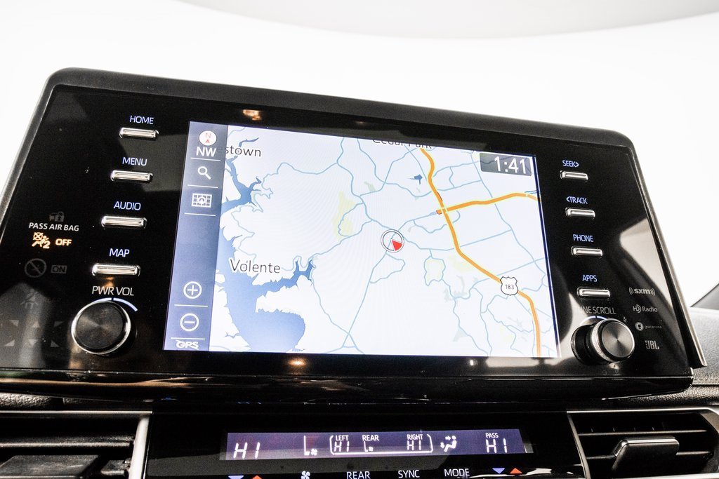 Used 2024 Toyota Sienna XLE Woodland Edition image 23