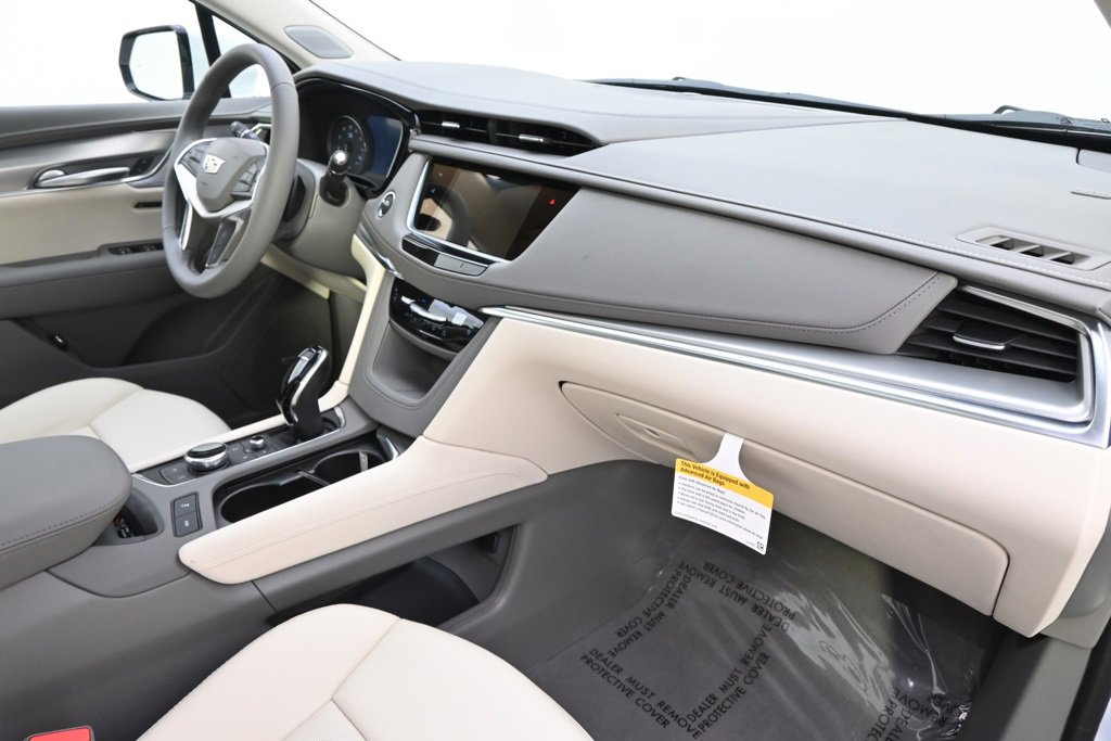 New 2025 Cadillac XT5 Premium Luxury w/ Technology Package image 15